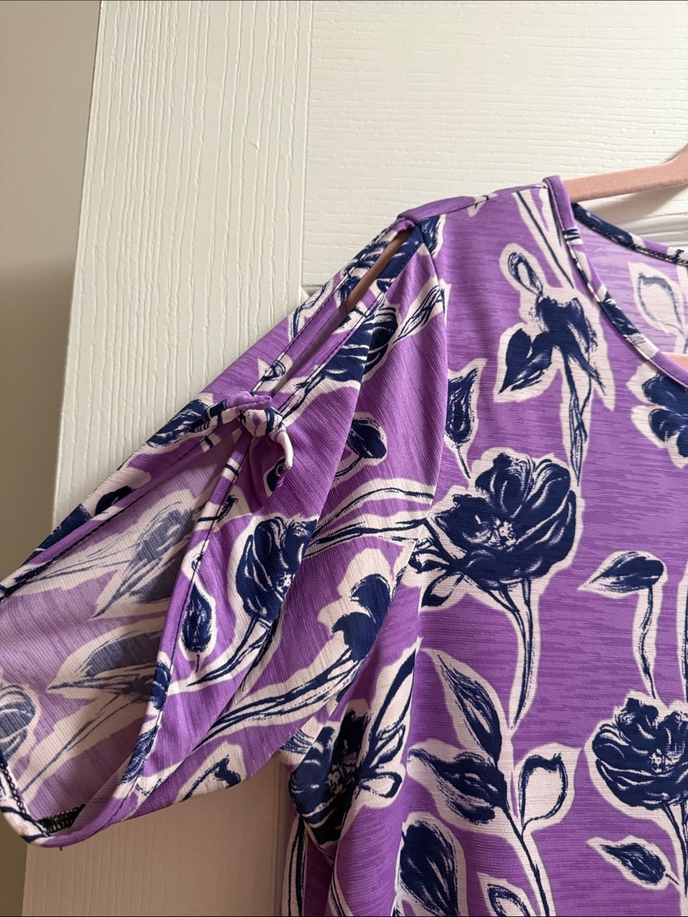 Sew In Love Lavender Purple Floral Short Sleeve Top - Picture 2 of 3